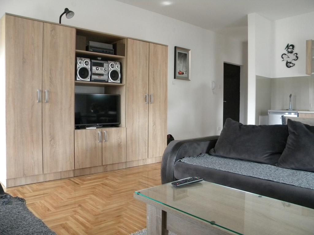 Apartment Srebrni Oblak Arandjelovac Exterior foto